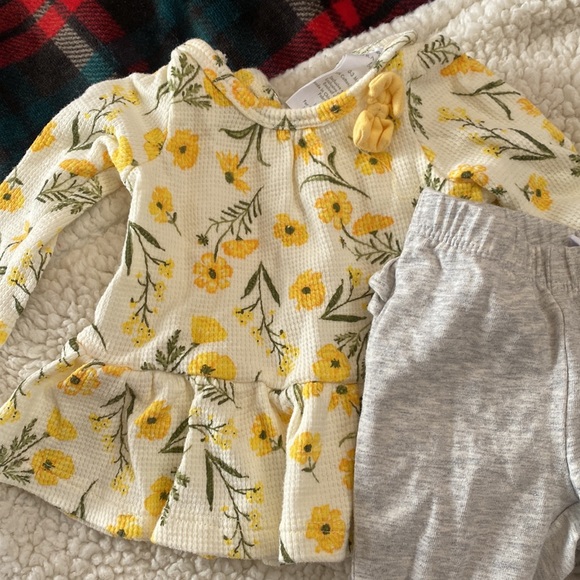 0-3 month set - Picture 2 of 6